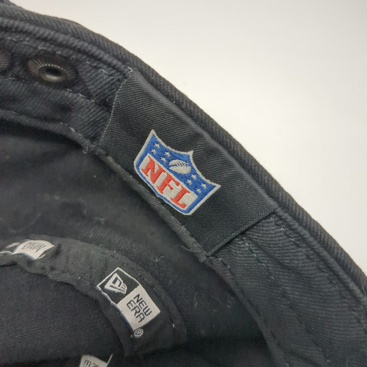 Las Vegas Raiders NFL New Era Army Cap Black Women's One Size Strapback Logo