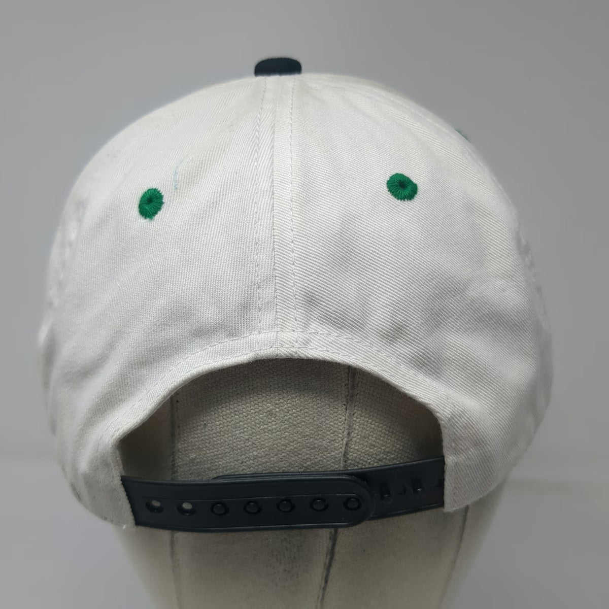The Classics 5 Panel White Hat One Size New York Skyline City Patch Snapback