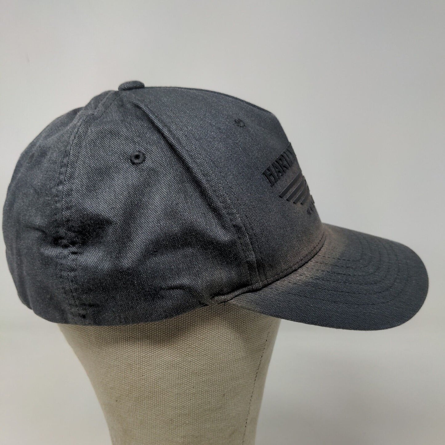 Harley Davidson Men's Fitted Hat Gray Size L/XL 3D Genuine Motorclothes Logo