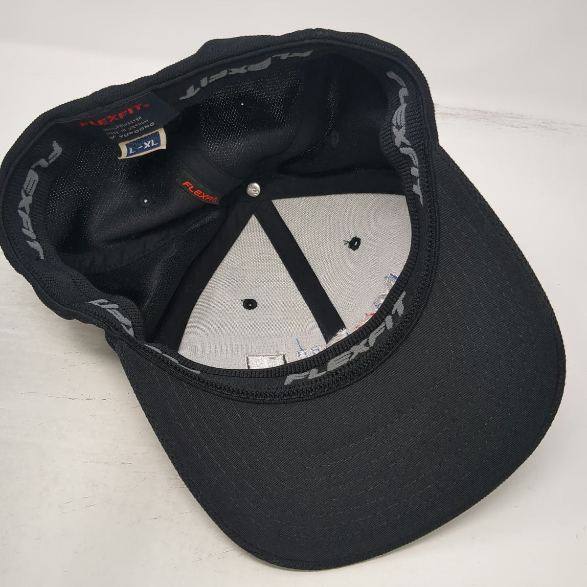 Flexfit Mobil 1 Baseball Cap Black XL Fitted Polyester Embroidered Logo Hat