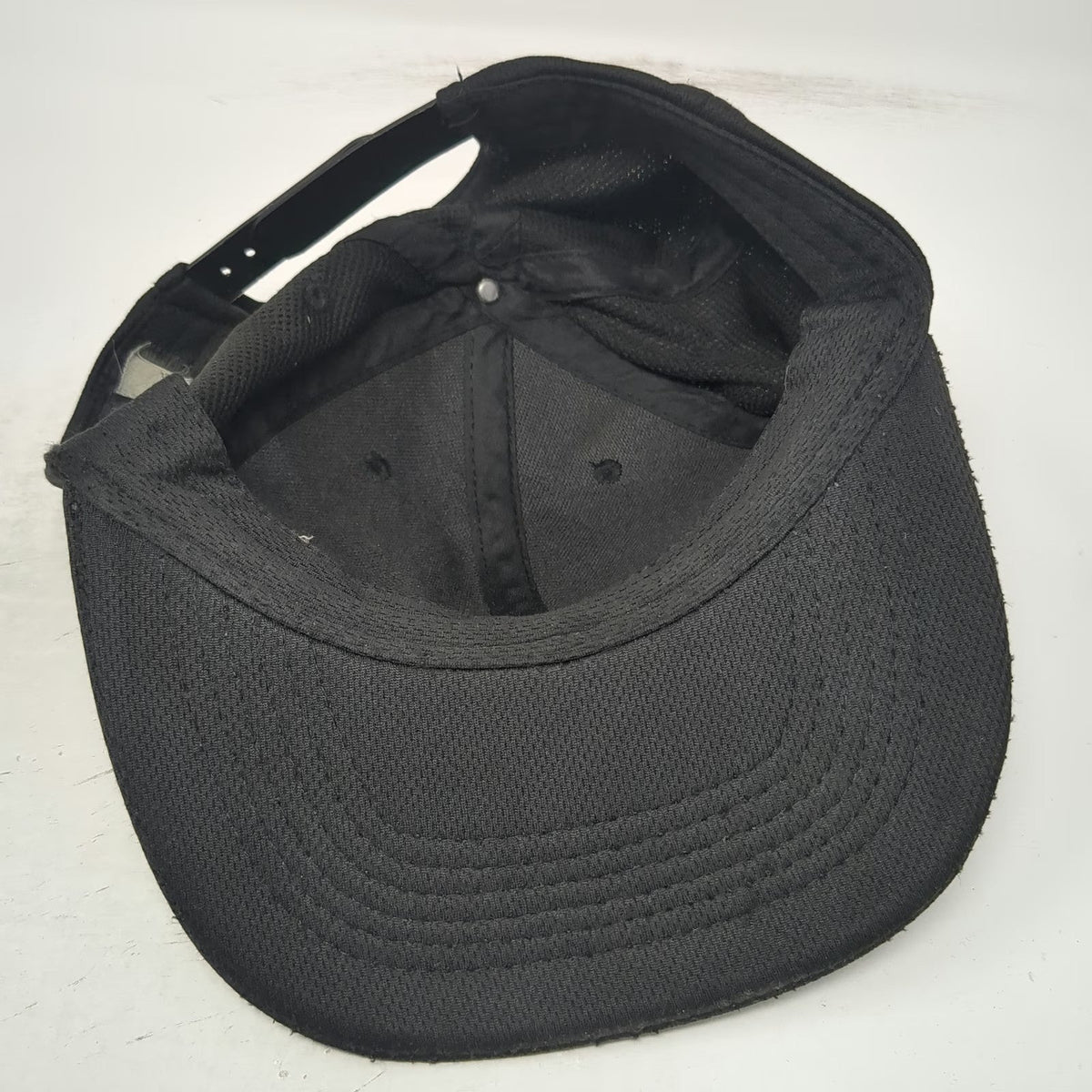 Taco Bell Snapback Black Hat One Size Embroidered Side Logo Performance Mesh