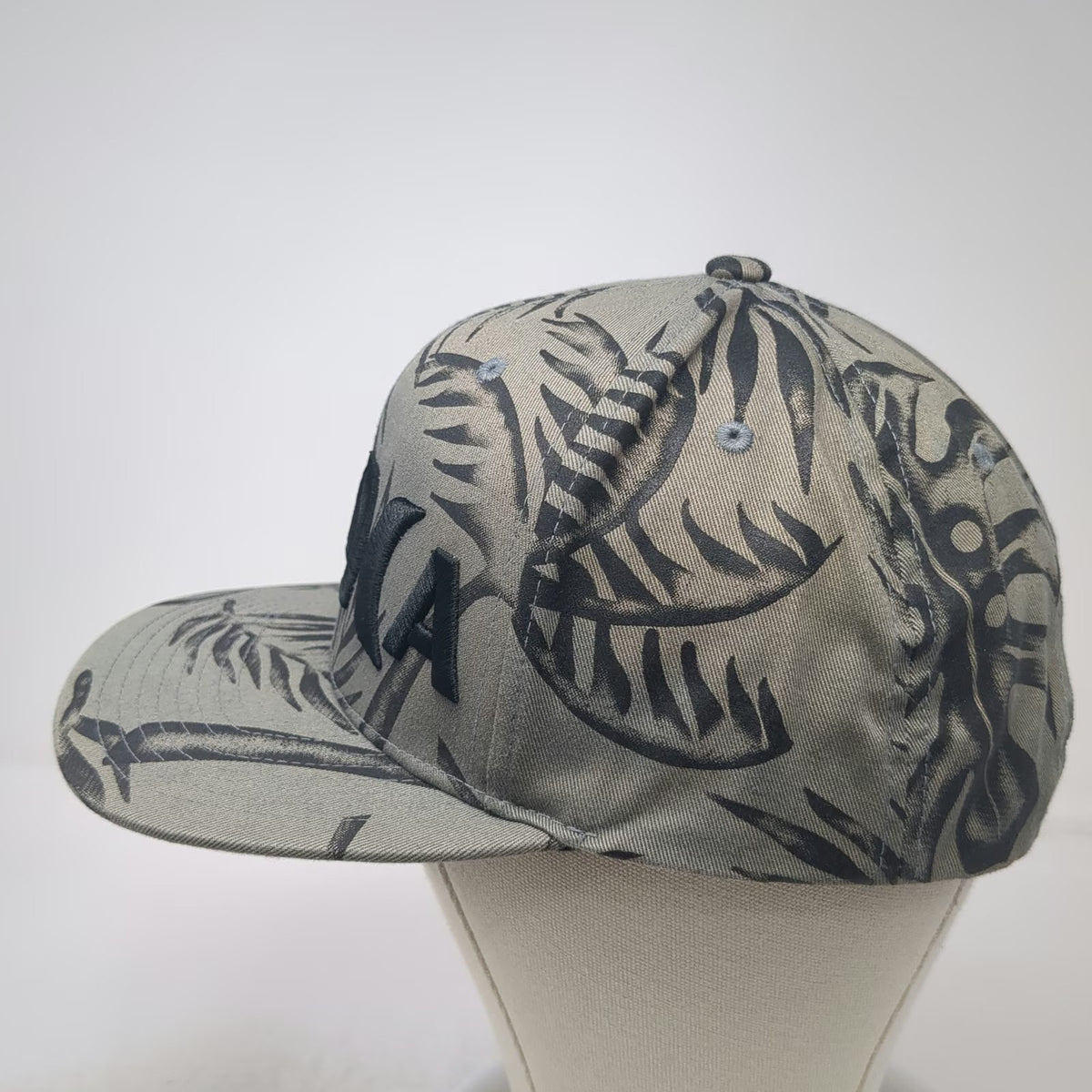 Hurley Snapback Hat Gray One Size Aloha Tropical Leaf Print Flat Brim Surf