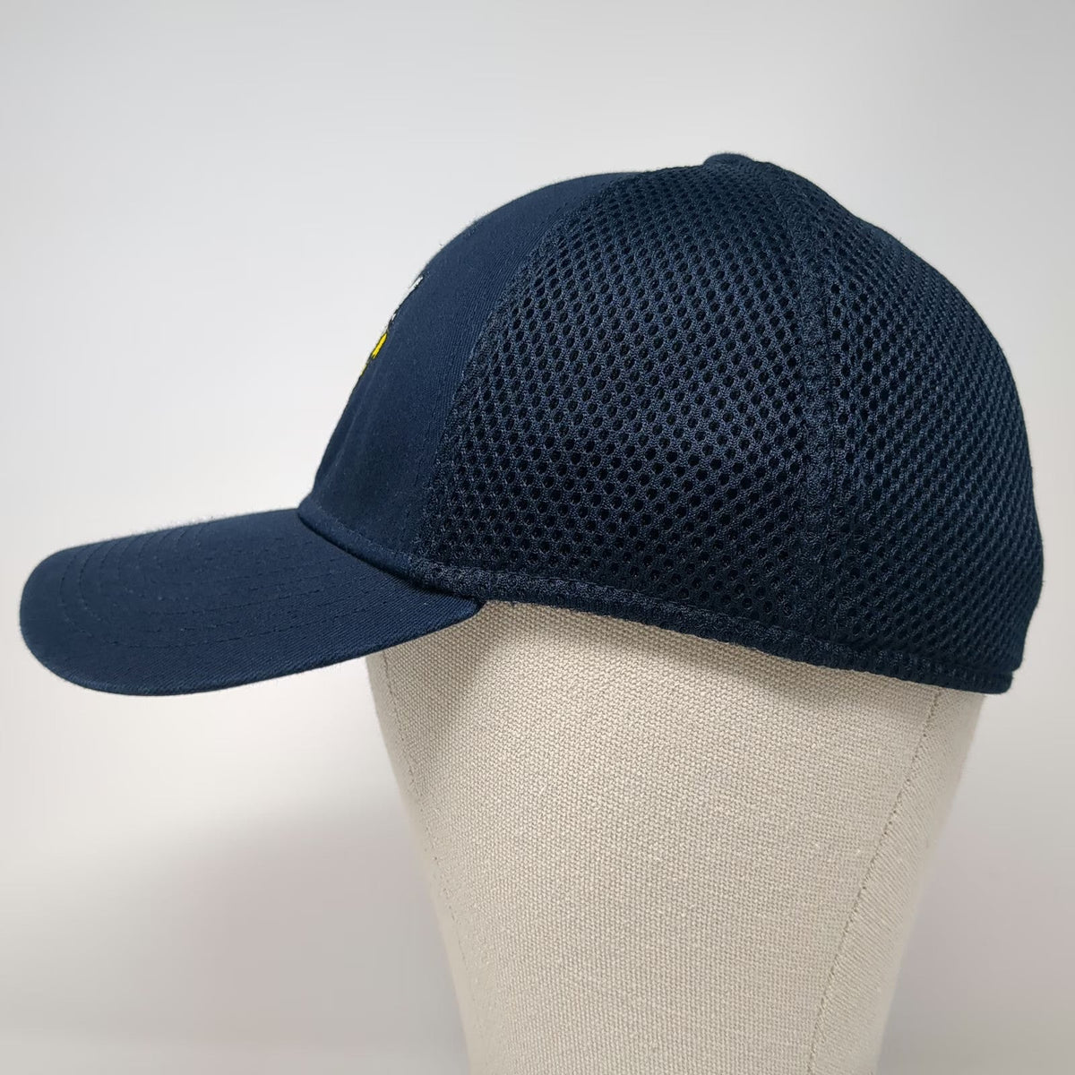 New Era Baseball Cap Blue M Mascot Yellow Jacket Mesh Stretch Fit 39THIRTY Hat
