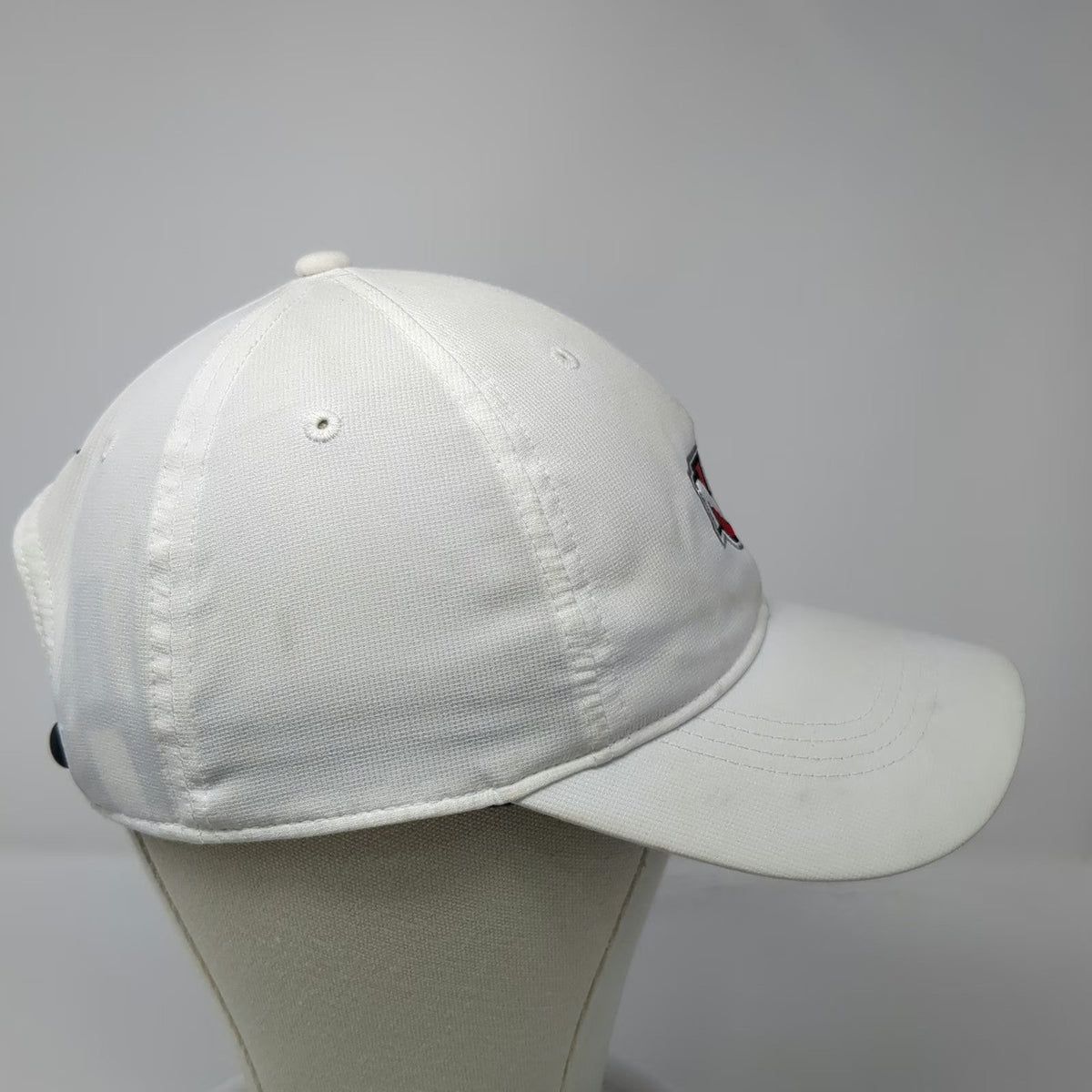 Nike Northwest Nazarene Nighthawks NCAA White One Size Cap Hat Swoosh Logo