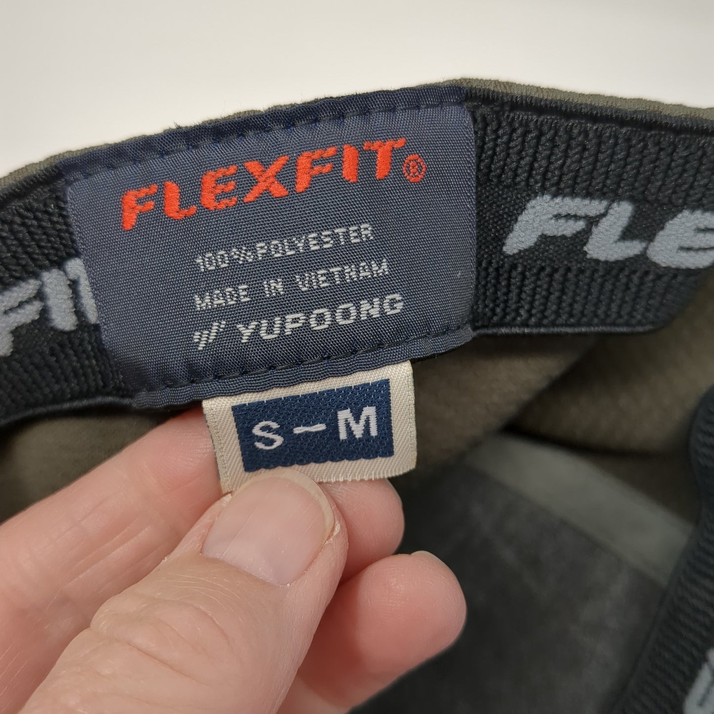 Flexfit Fitted Baseball Cap Brown Medium Lightweight Vented Holes Yupoong