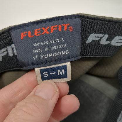 Flexfit Fitted Baseball Cap Brown Medium Lightweight Vented Holes Yupoong