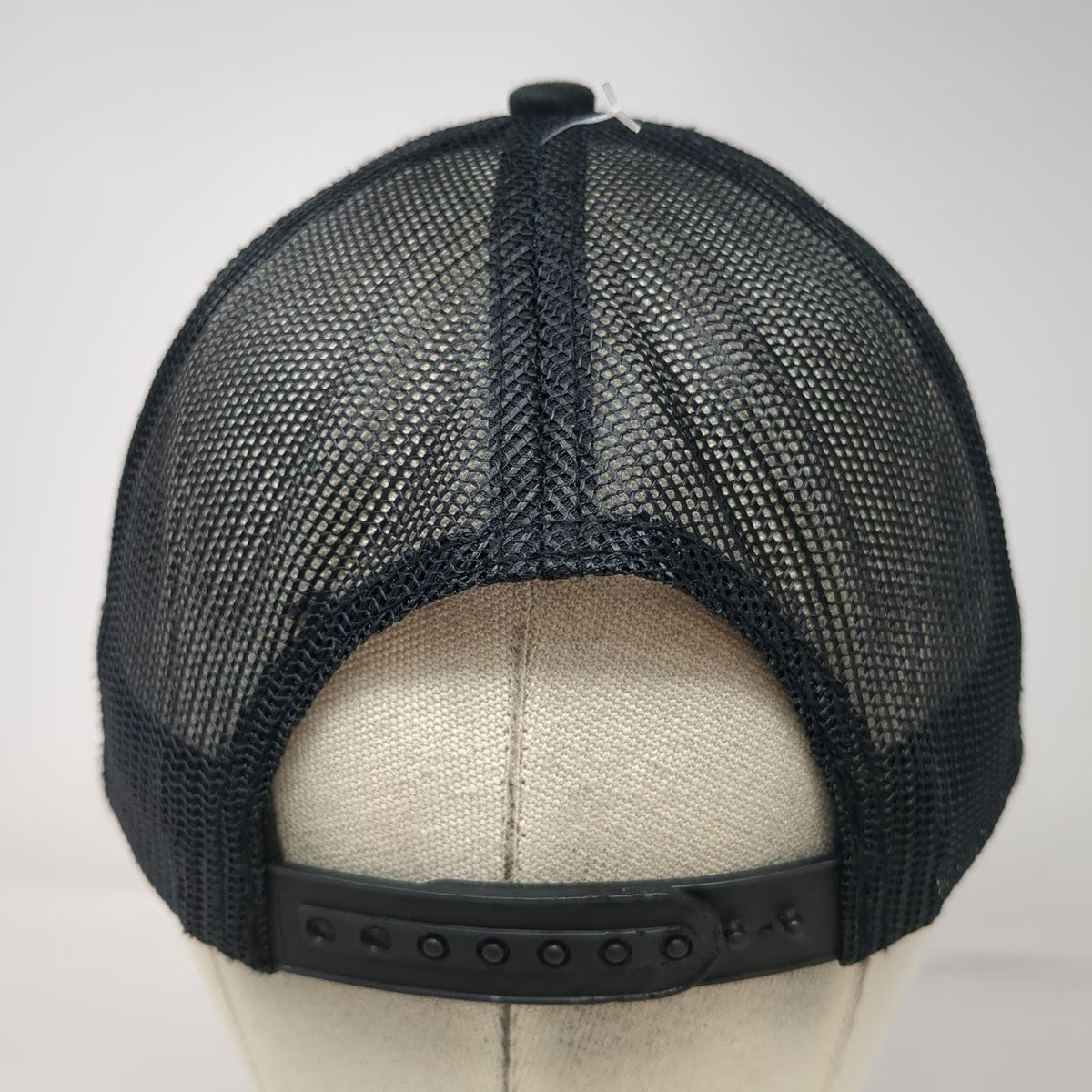 Outdoor Cap Trucker Hat Black One Size Sunglo D&B Supply Show Feed Animals Mesh