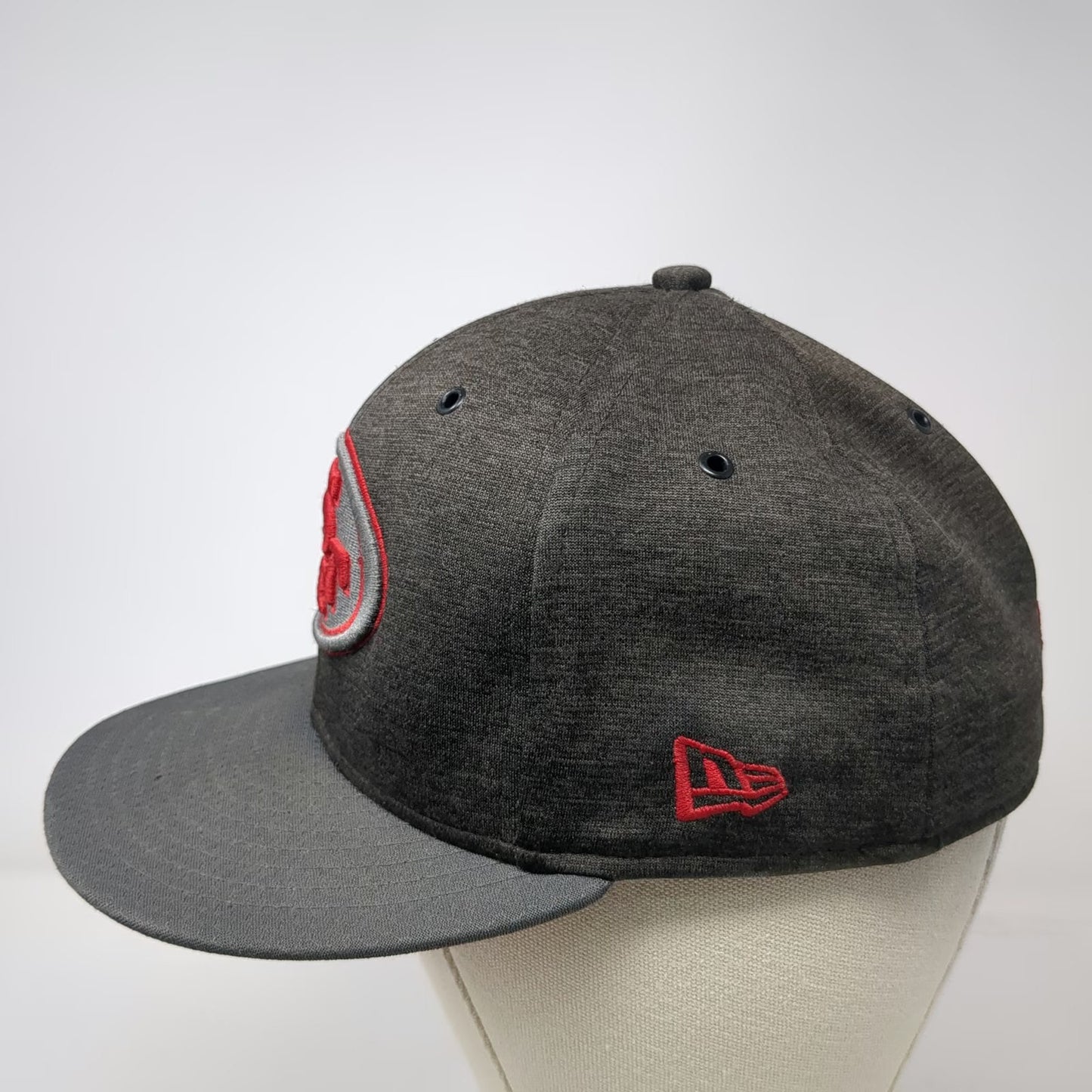 San Francisco 49ers NFL New Era Gray 7 1/8 Cap Flat Brim Heathered Fitted Shield
