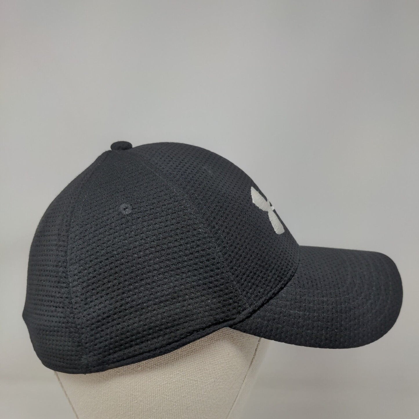 Under Armour Men's Fitted Hat Black Large/XL Embroidered Logo Mesh