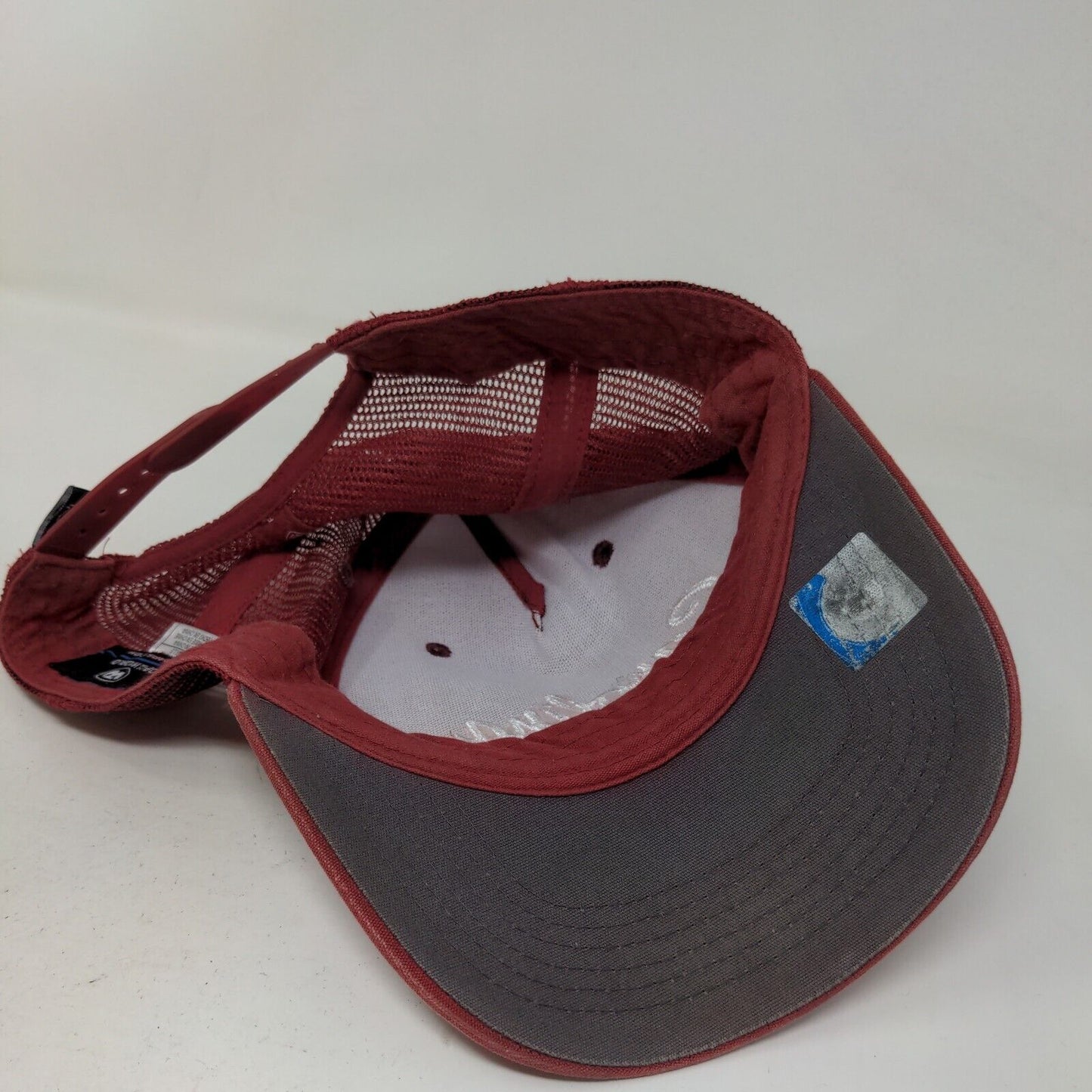 Top of the World Men's Snapback Mesh Back Hat Red OSFA South Carolina Gamecocks