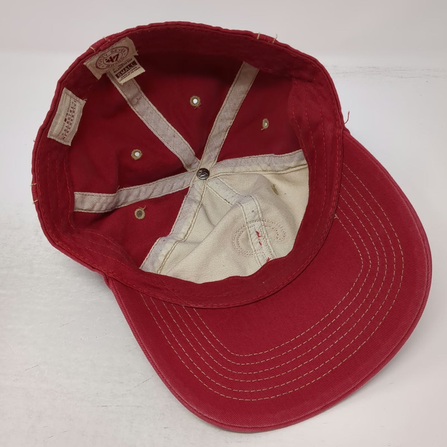Philadelphia Phillies MLB 47 Brand Baseball Cap Hat Red Size S Contrast Logo