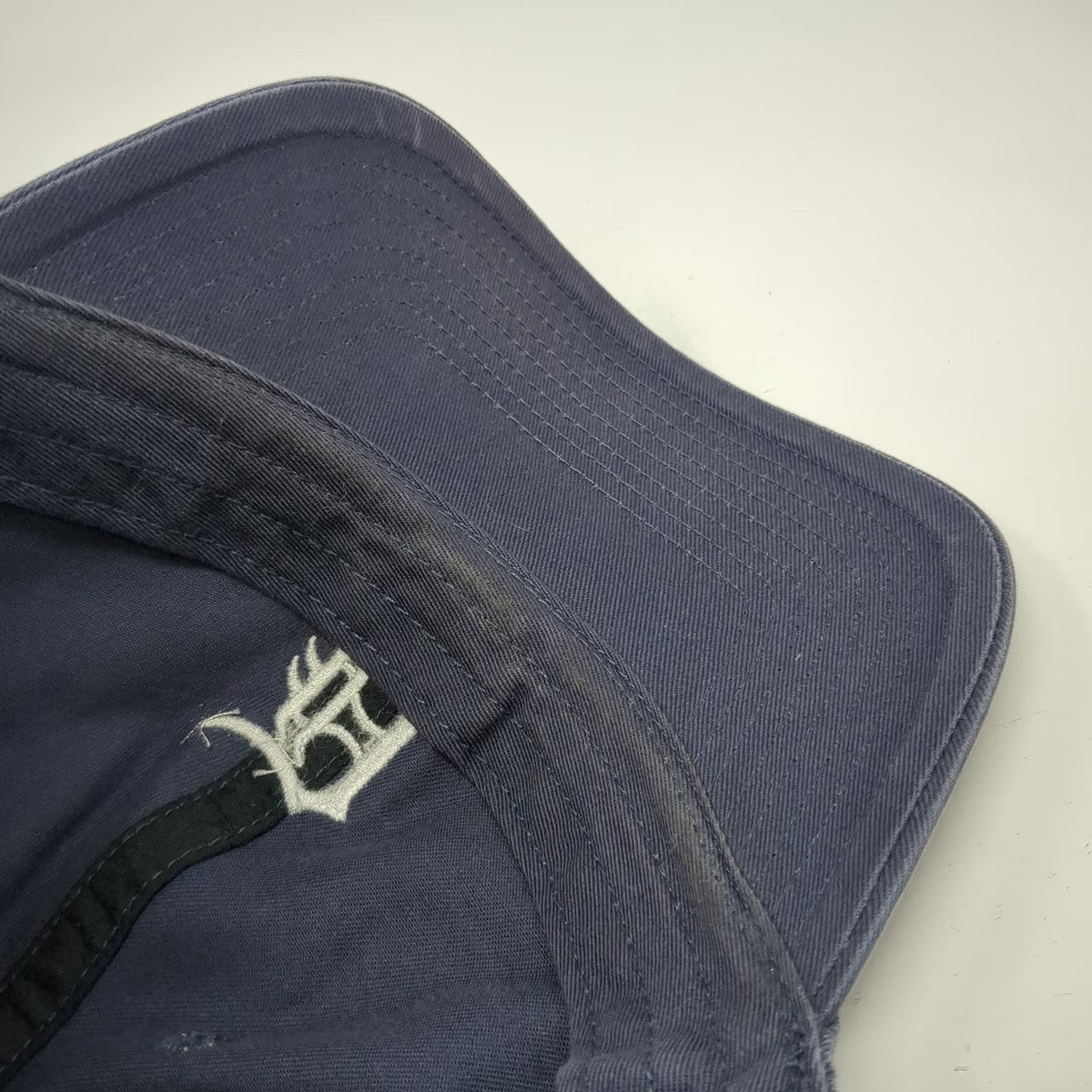 Detroit Tigers MLB Twins Enterprise Baseball Cap Blue M Fitted Cotton Script Hat