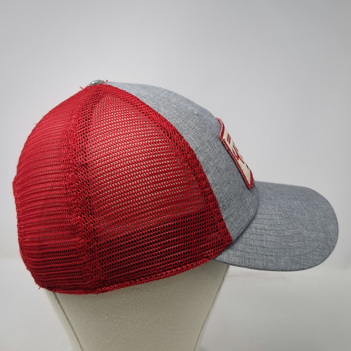 NFL Team Apparel San Francisco 49ers Gray Red One Size Trucker Hat Mesh Snapback