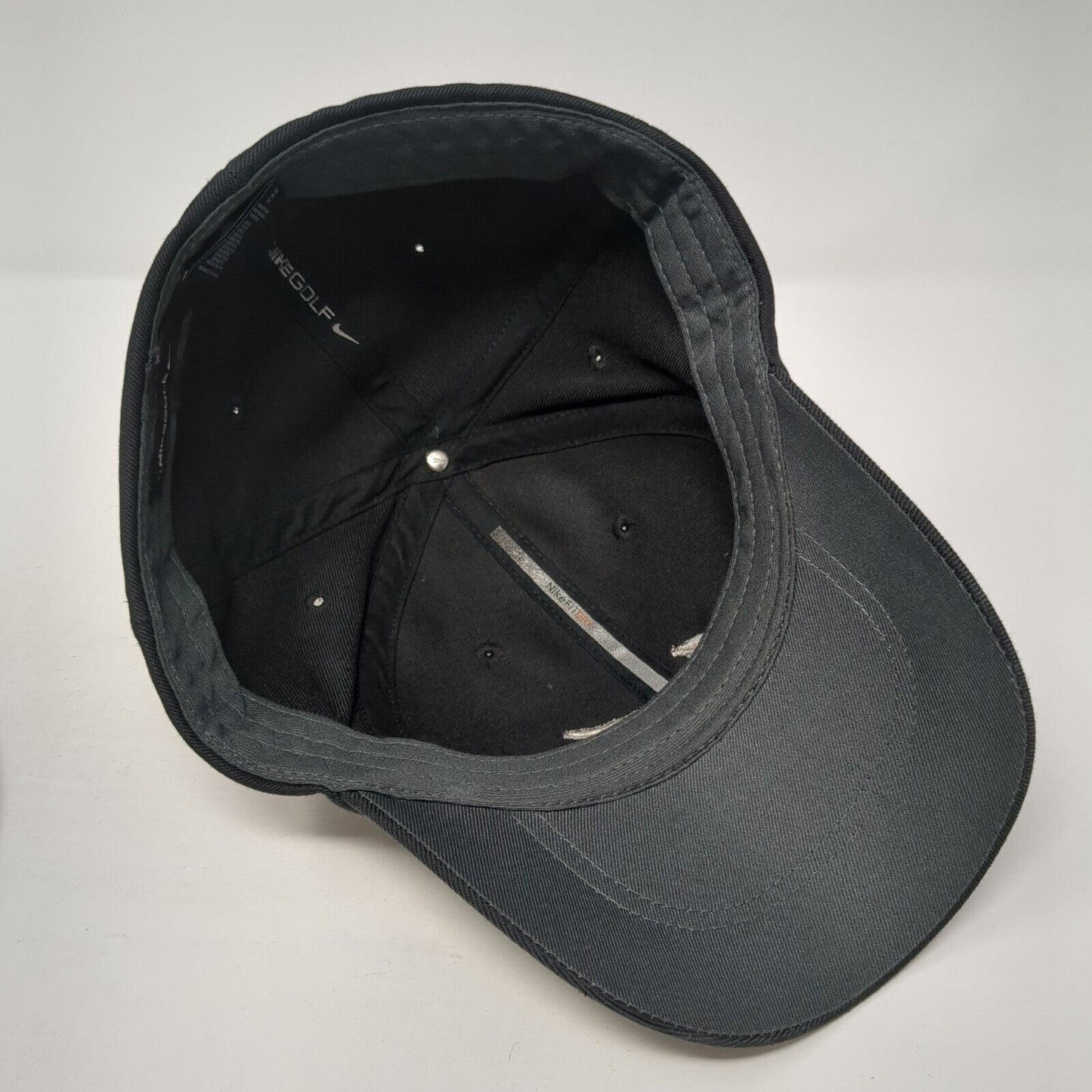 Nike One Fitted Golf Hat Black M/L Embroidered Swoosh Solid 6 Panel