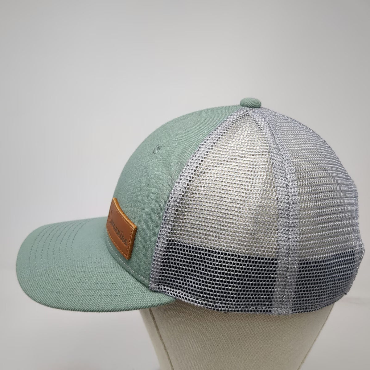 Swannies Trucker Hat Green One Size Mesh Back Snapback Logo Patch Golfing