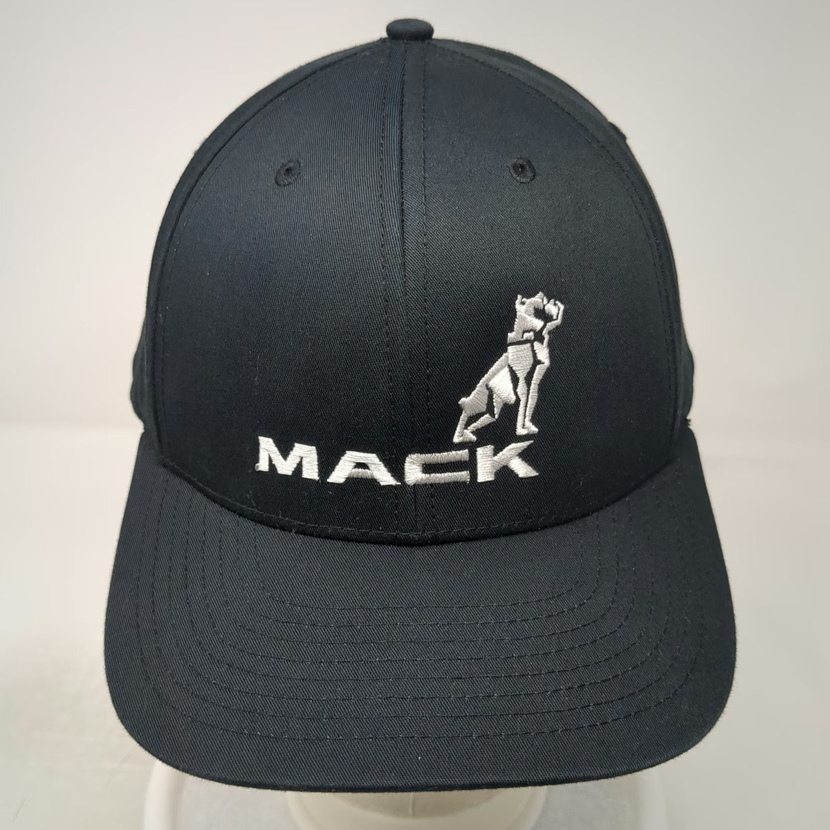Richardson Snapback Black Hat One Size Mack Trucks Bulldog Logo Adjustable