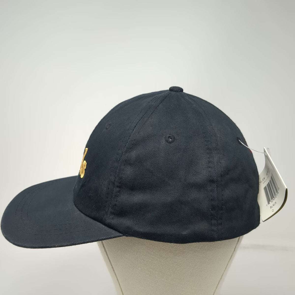Earls Kitchen Bar Baseball Cap Black One Size Slideback Canada Flag Gold Hat
