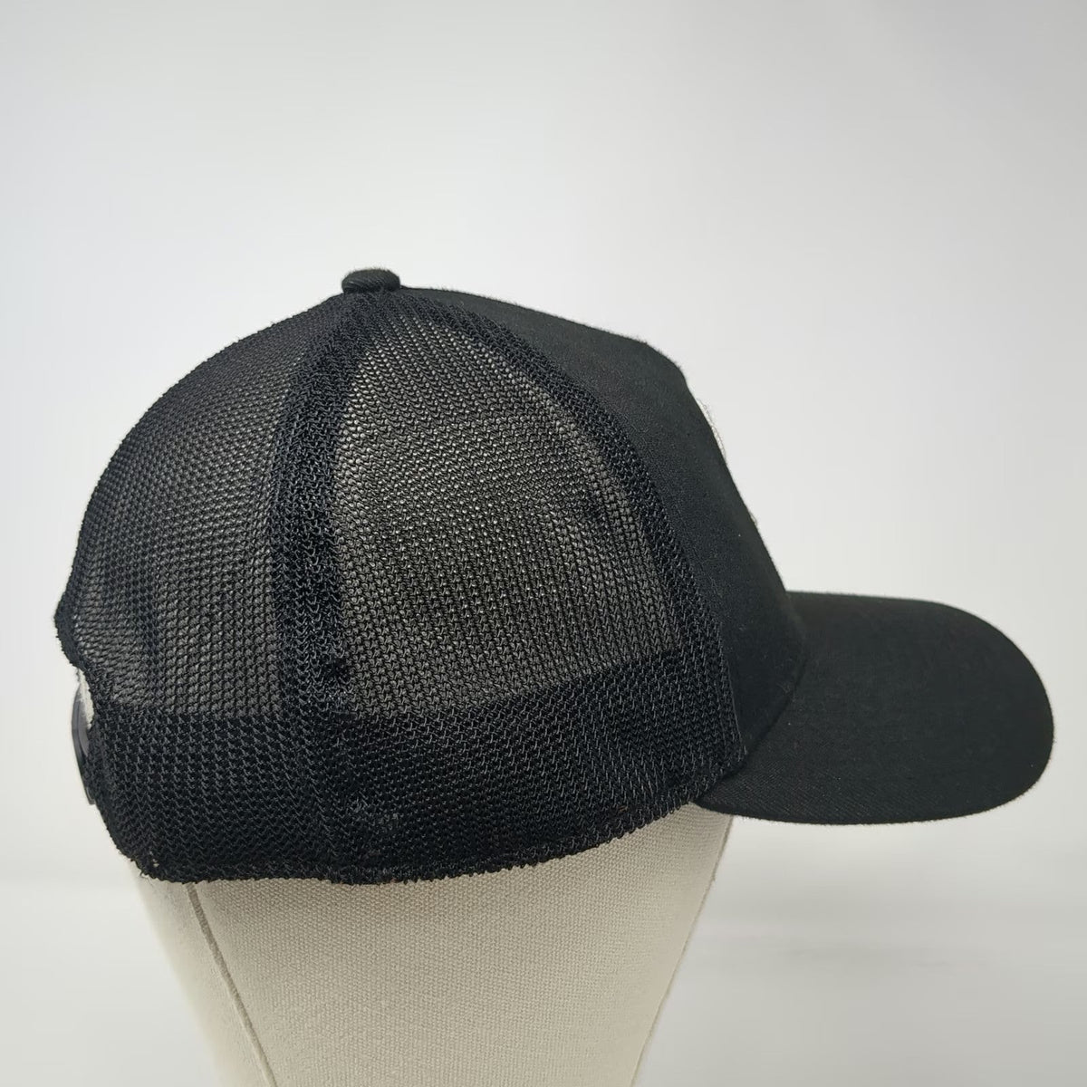Chicago White Sox MLB New Era Trucker Hat Black OSFM Snapback Mesh 9FORTY Hat
