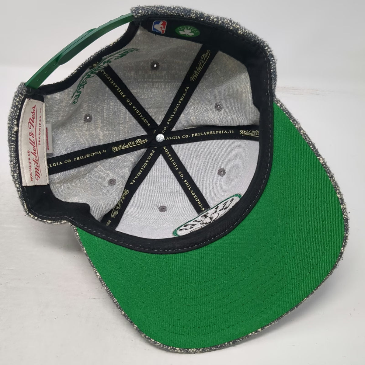 Mitchell & Ness Boston Celtics NBA Snapback Gray Green Black One Size Tweed Hat
