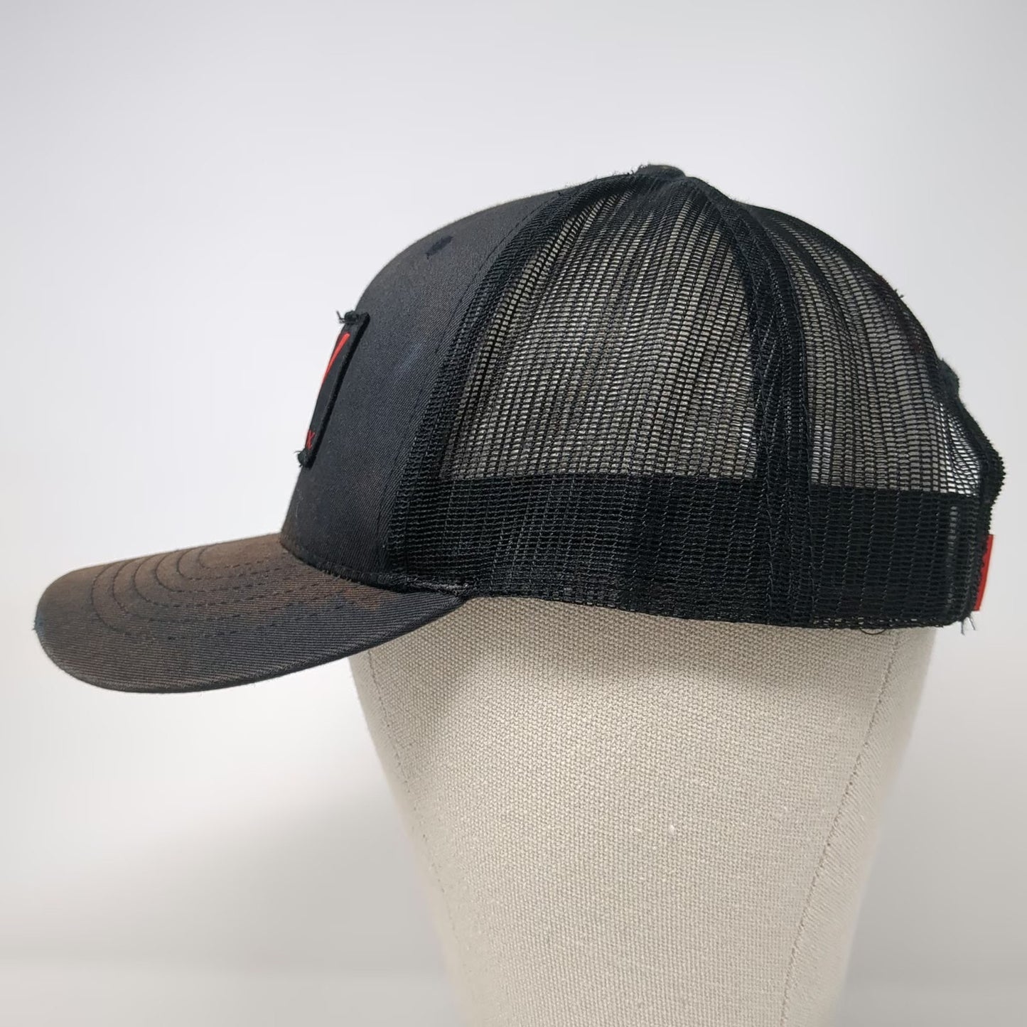 Hoyt Archery Black Trucker Hat One Size REDWRX Patch Mesh Back Snapback Logo