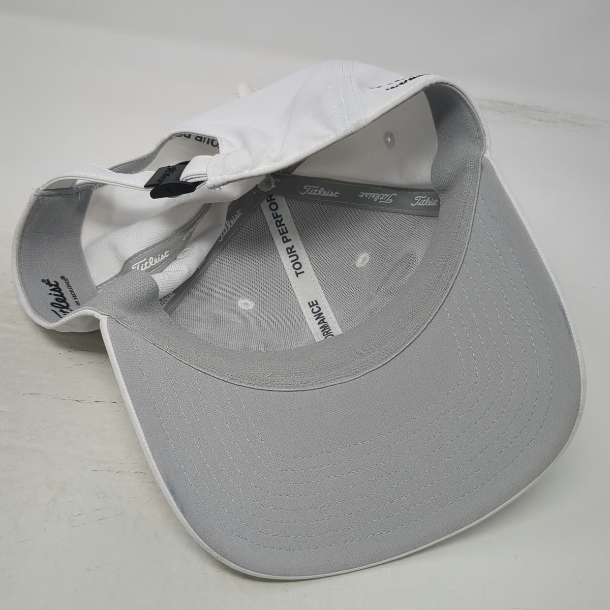 Titleist Baseball Cap White One Size Raymond James Investment Banking Golf Hat