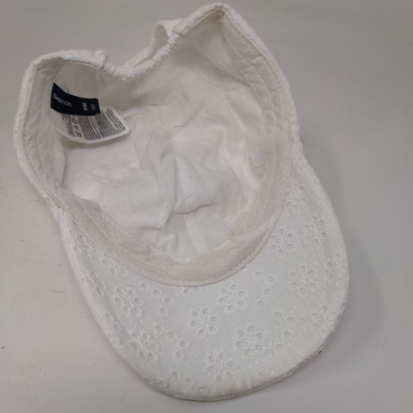 Gap Kids Stretch Strapback Hat White Small/Medium Eyelet Lined