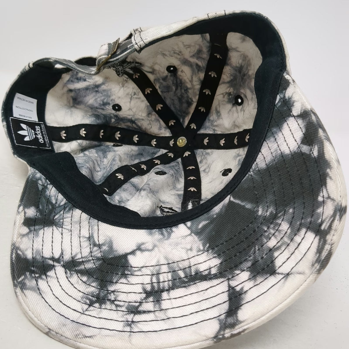 Adidas Baseball Cap Black White One Size Tie Dye Trefoil Logo Strap Buckle Hat