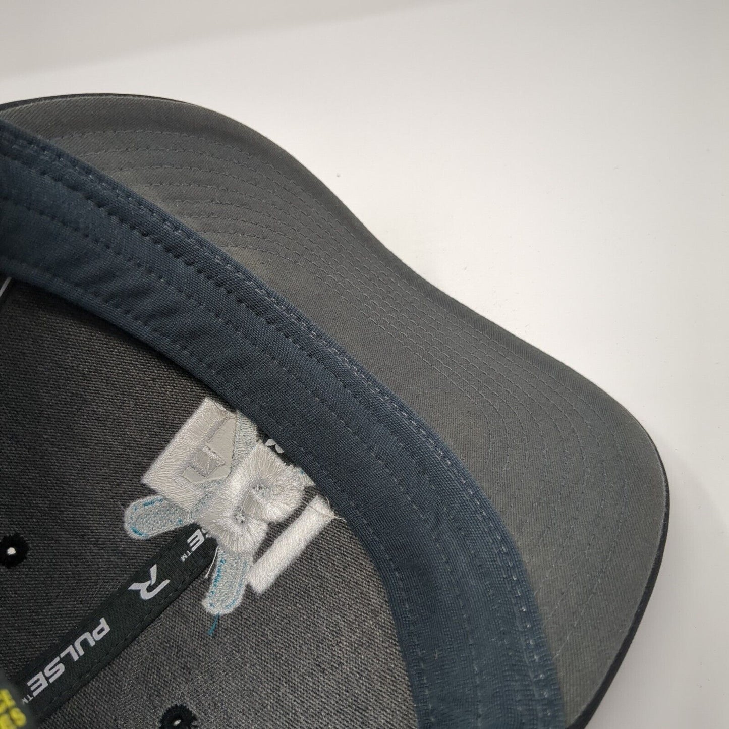 FBI Fitted Baseball Cap Black S/M Lightweight Embroidered Pulse PTS20 Richardson
