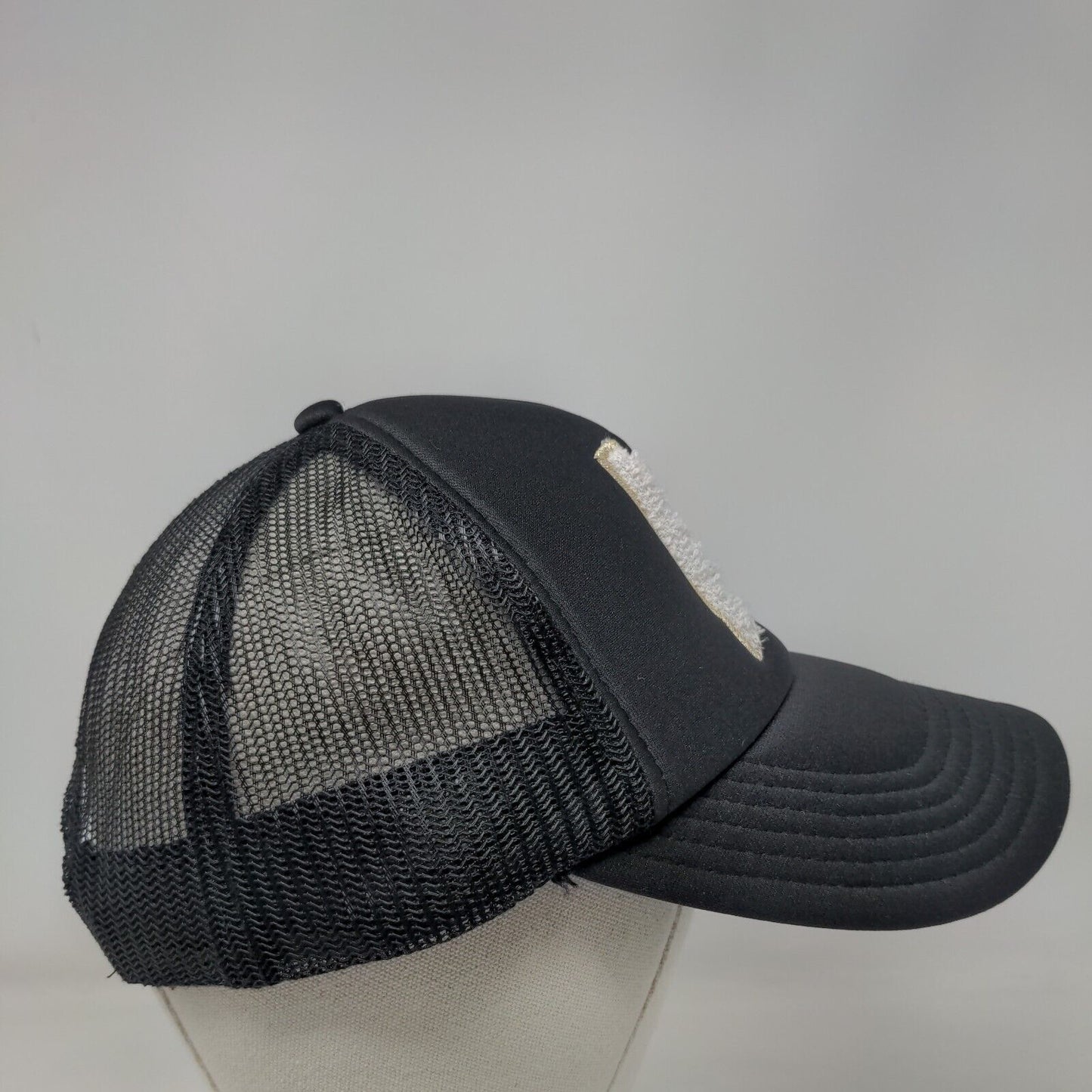 Letter H Snapback Mesh Back Trucker Hat Black OSFM Embroidered Otto