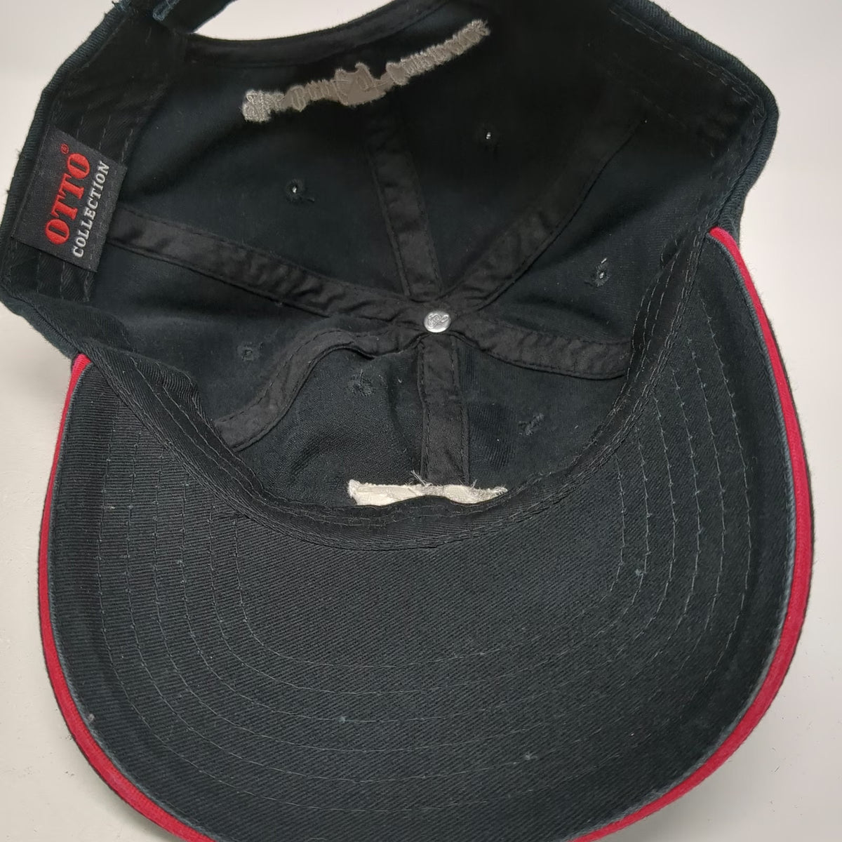 Otto Baseball Cap Black One Size Bank of Commerce Strapback Sandwich Brim Hat