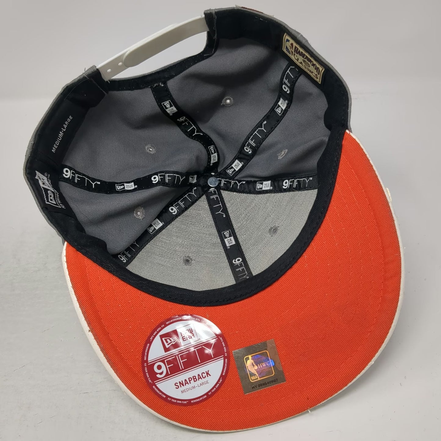 New Era NBA Chicago Bulls Snapback Gray L Hat Flat Brim Orange Underbill 9FIFTY