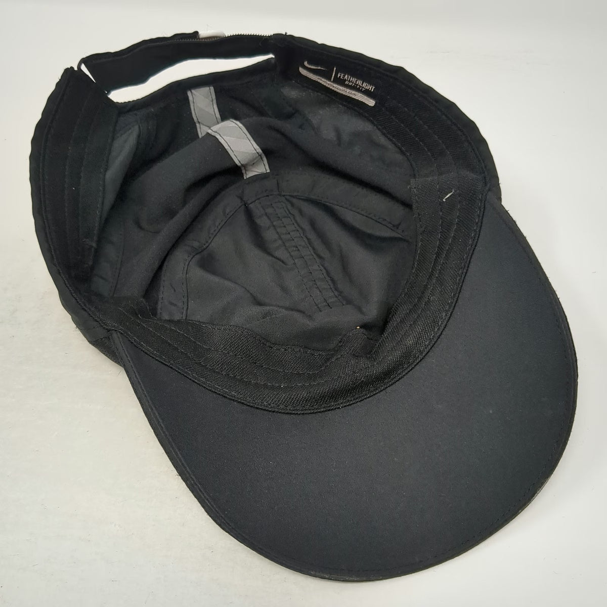 Nike Baseball Cap Black One Size Dri-FIT Mesh Running Performance Strapback Hat