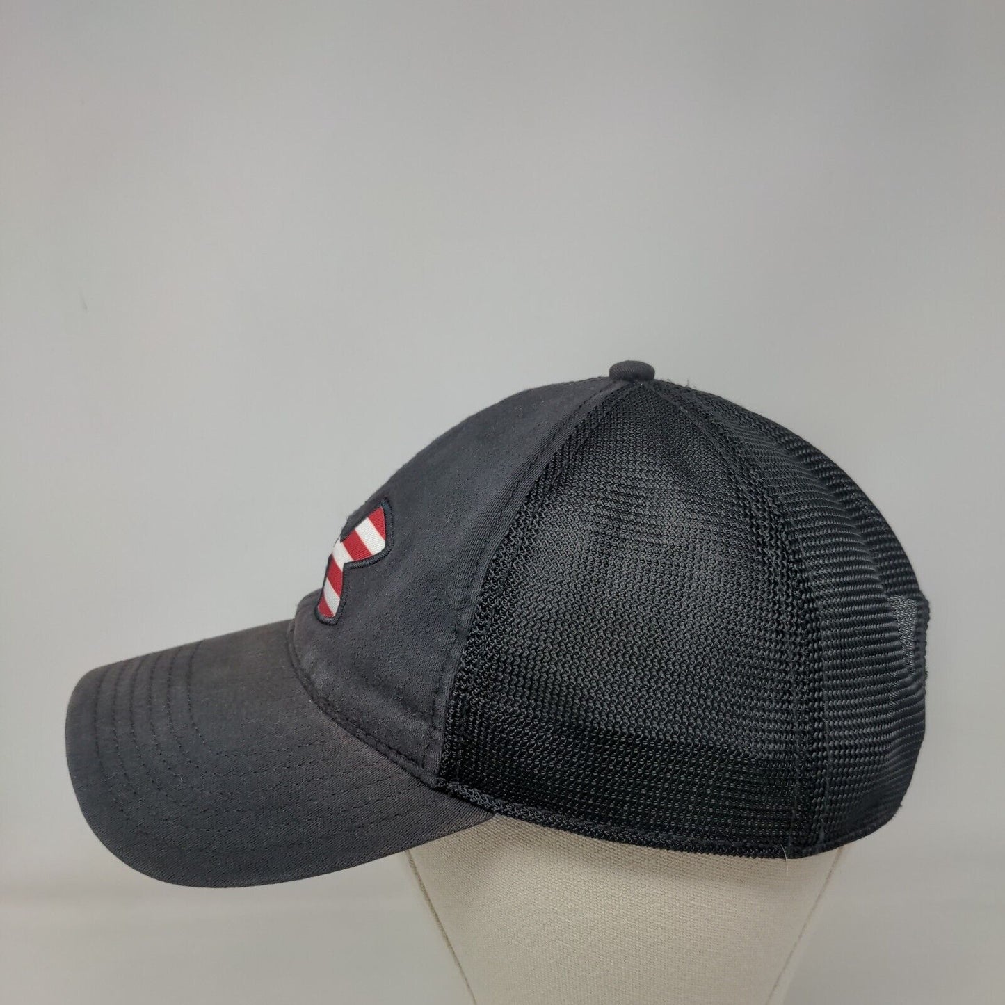 Under Armour Snapback Trucker Hat Black OSFA Embroidered Patriotic Mesh Back