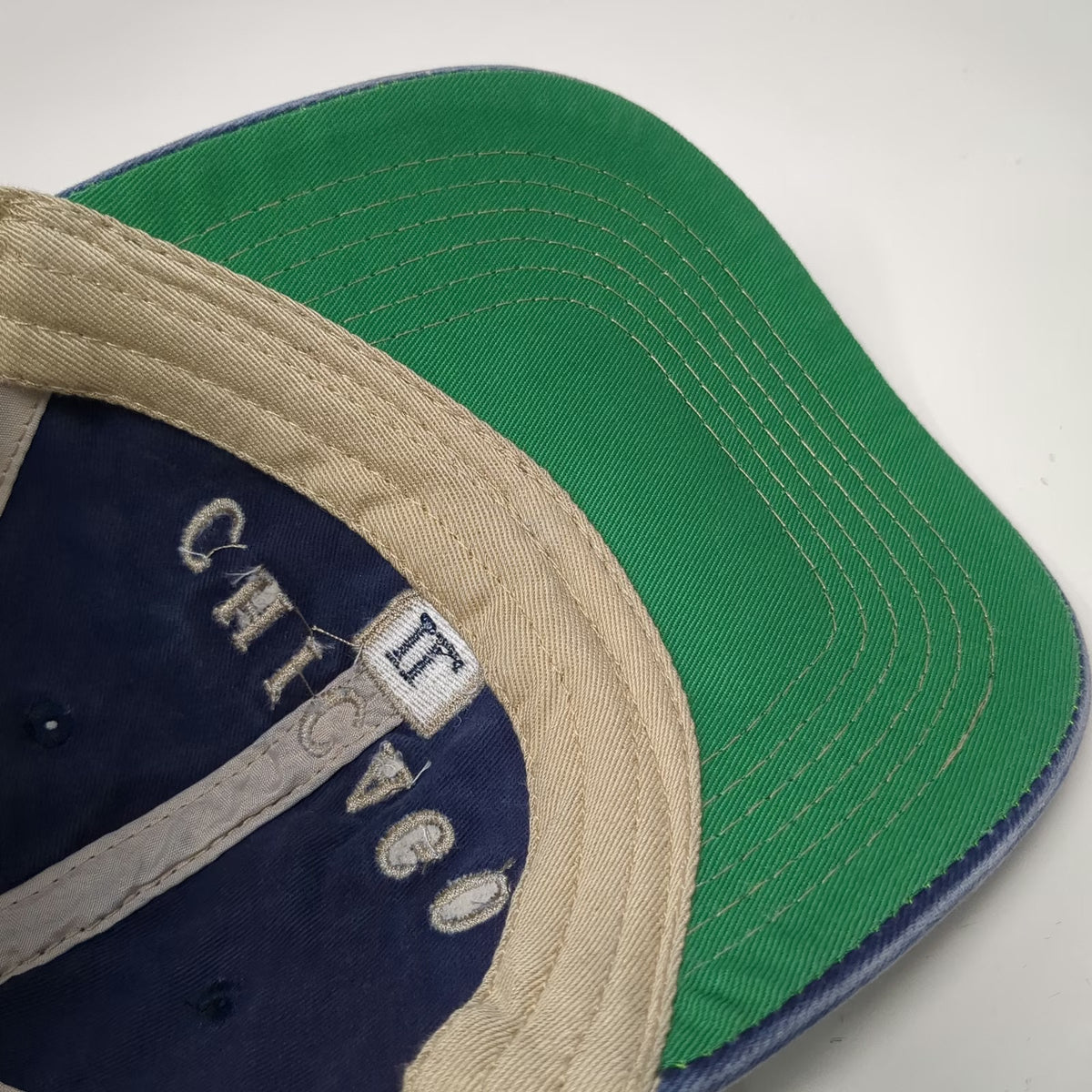 Sunkiss Kap Chicago IL Blue Beige Trucker Hat One Size Snapback Mesh Green Brim
