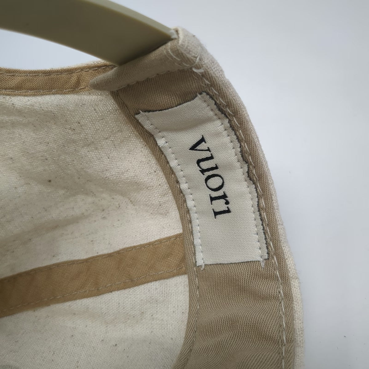 Vuori 5 Panel Beige One Size Hemp Blend Tonal Logo Snapback Hat Curved Brim
