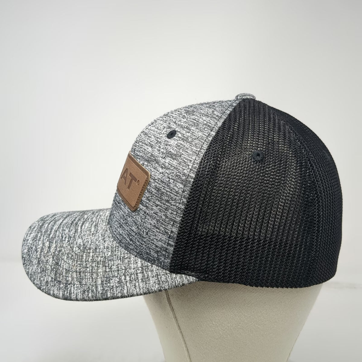 Ariat Trucker Hat Gray XL Mesh Back Leather Patch Flexfit Stretch Logo Graphic