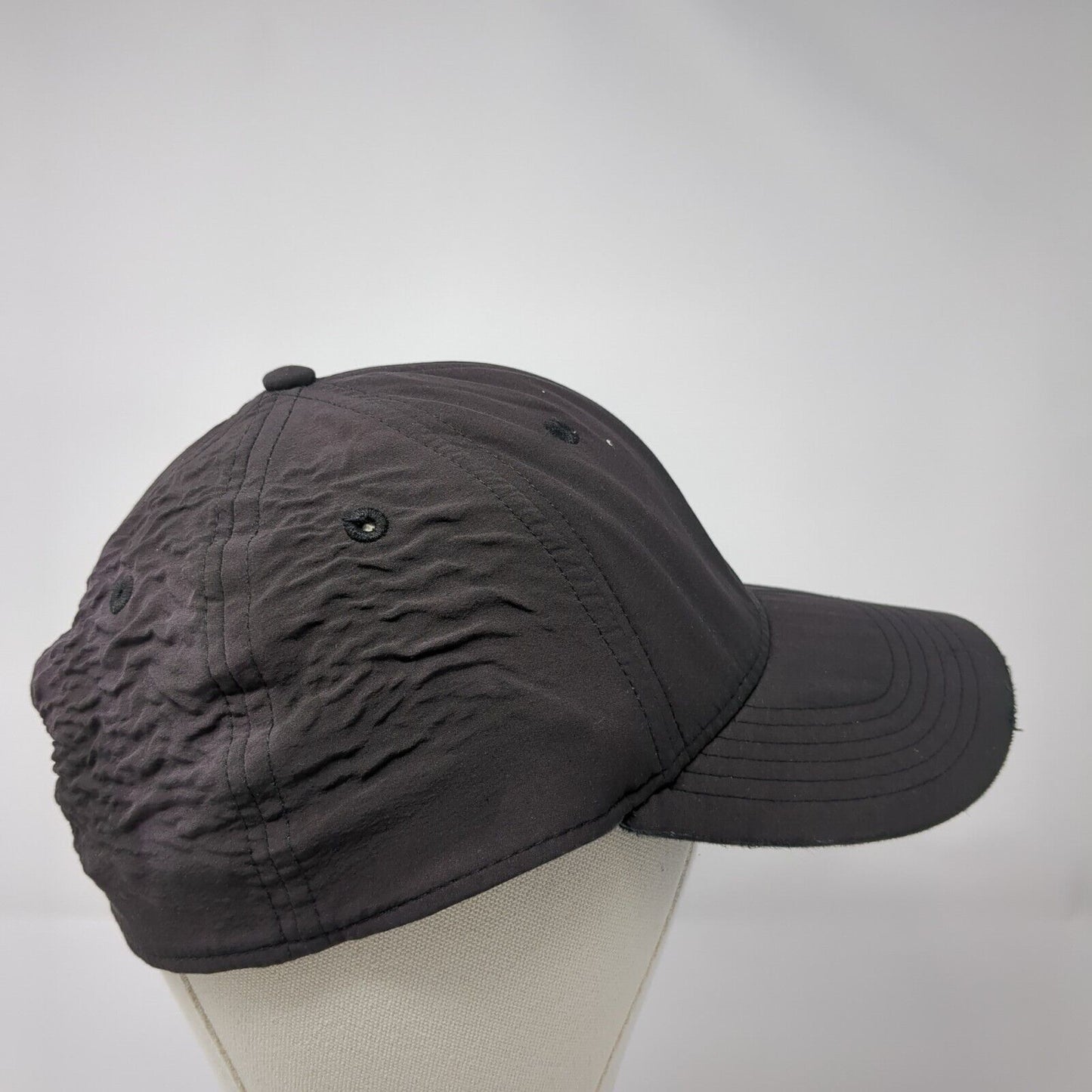 PUMA Fitted Baseball Cap Black Size S/M Lightweight Embroidered 6 Panel