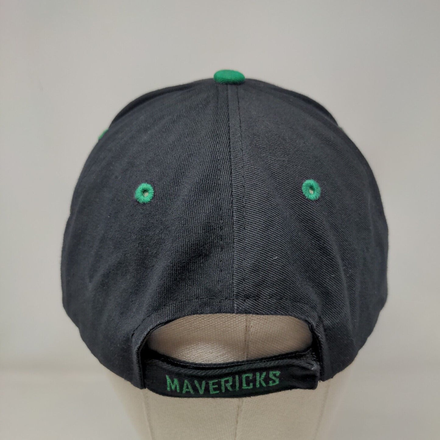 Mountain View Mavericks Golf Strapback Hat Black OS Adjustable Bucks Athletic