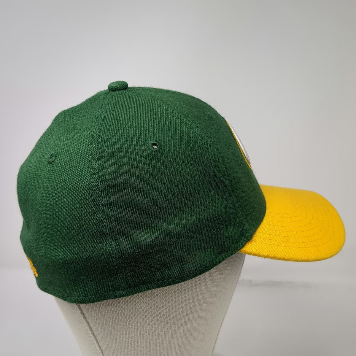 Green Bay Packers NFL New Era Hat Green Yellow L Stretch Fit 39THIRTY Logo Cap
