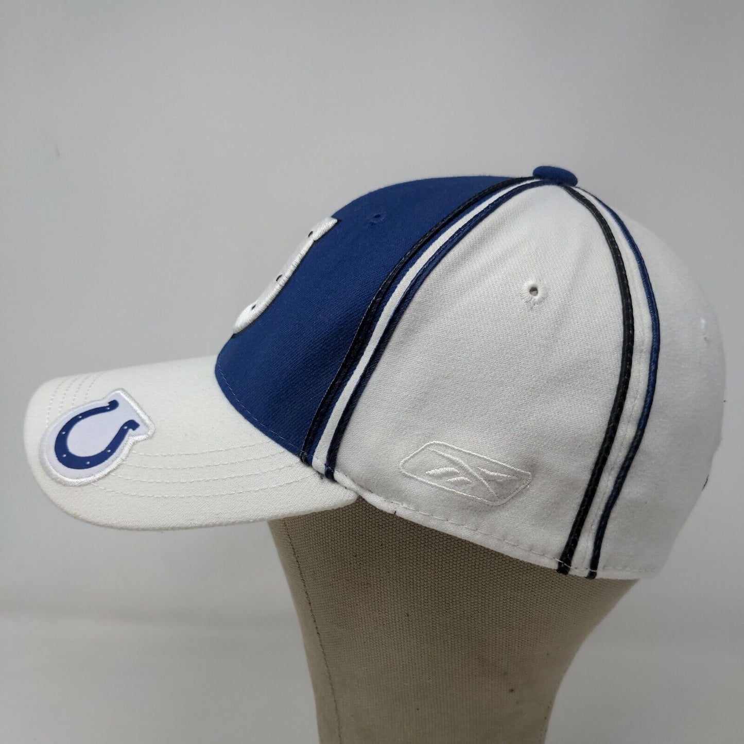 Reebok NFL Fitted Hat White Blue Size OSFA Embroidered Indianapolis Colts Logo