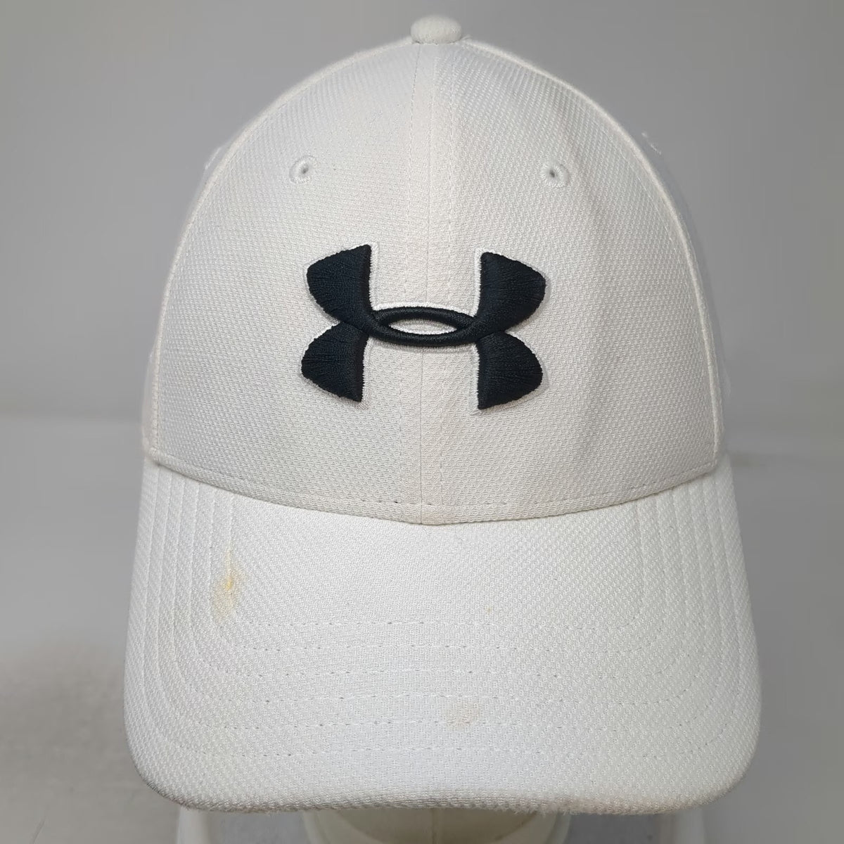 Under Armour Baseball Cap White L Fitted Blitzing Embroidered Logo Classic Fit