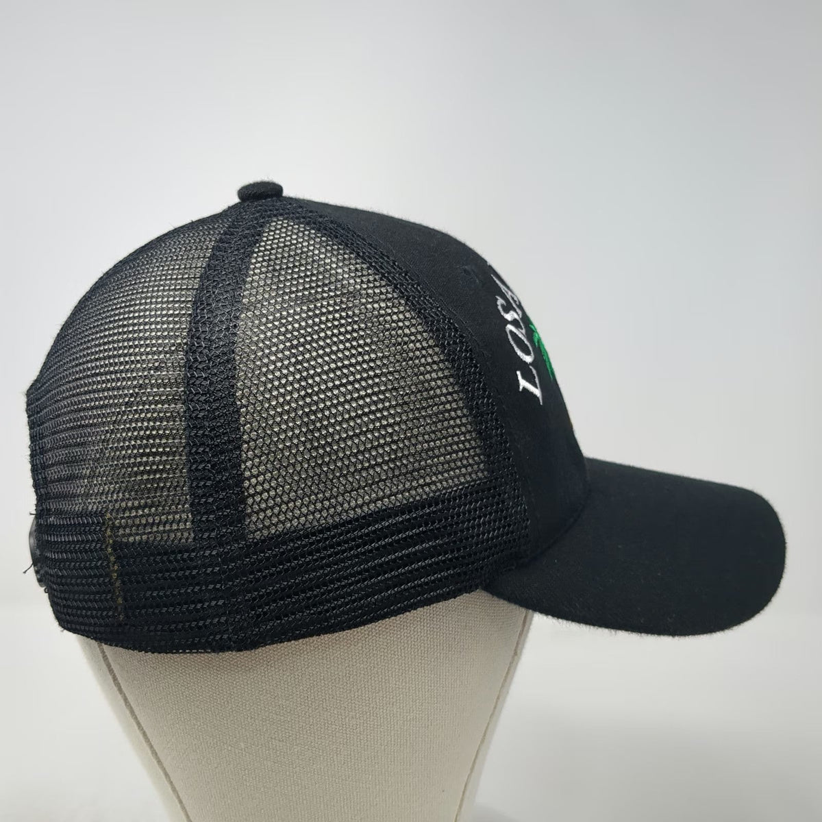 Trucker Hat Black One Size Mesh Back Snapback Los Angeles Palm Tree Embroidery