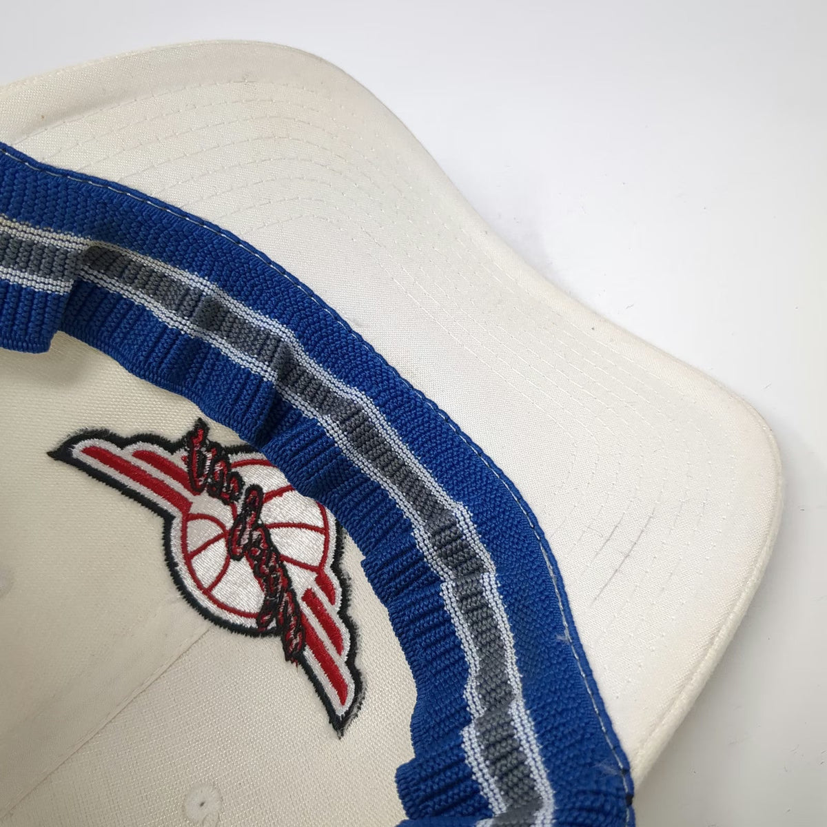 Nike Jordan Baseball Cap White XL Fitted Hat Air Jordan Wings Basketball Jumpman