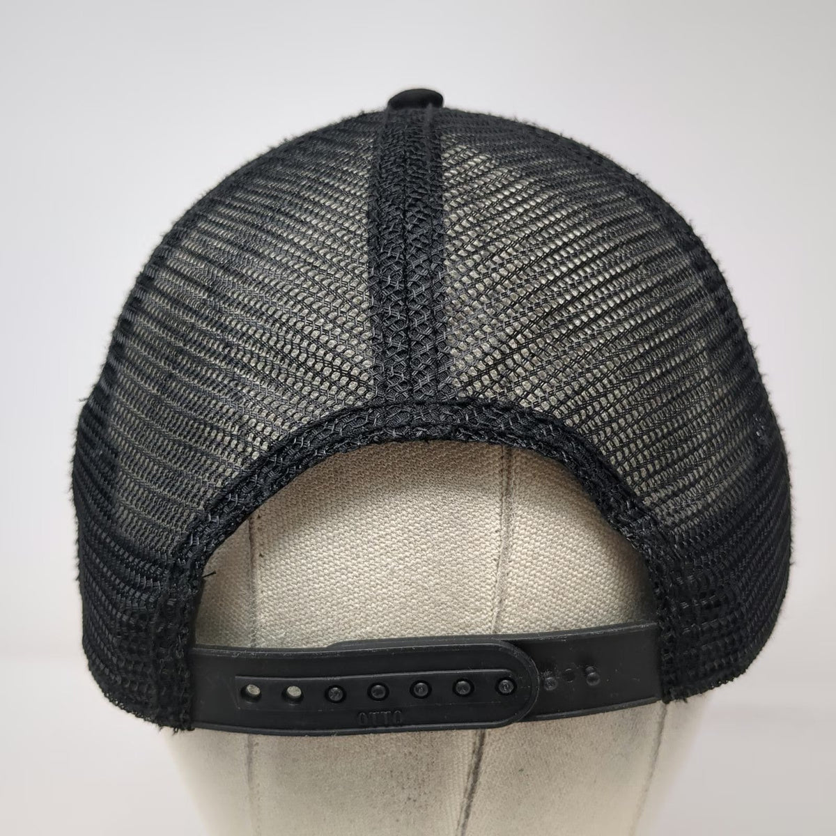 Strafe Trucker Hat Black One Size Mesh Snapback Ski Fast Foam Crown Cap
