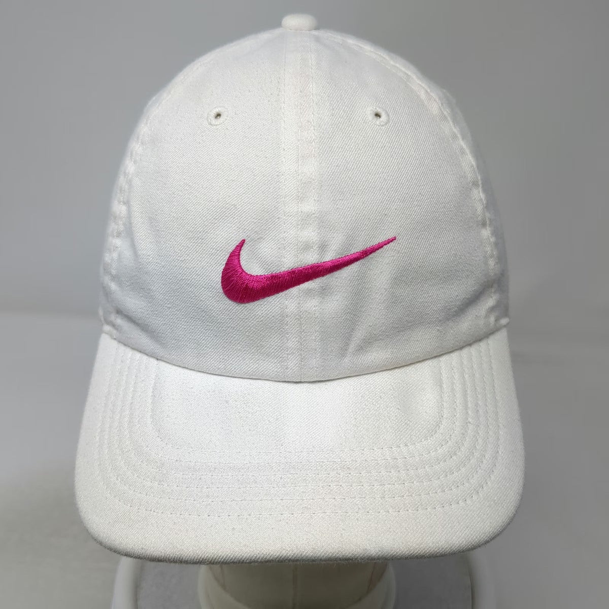Nike Baseball Cap White One Size Pink Swoosh Heritage86 Dri-Fit Adjustable hat
