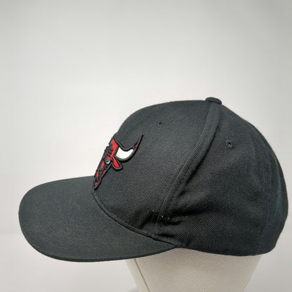 Chicago Bulls NBA Mitchell & Ness Snapback Hat Black One Size Embroidered Logo