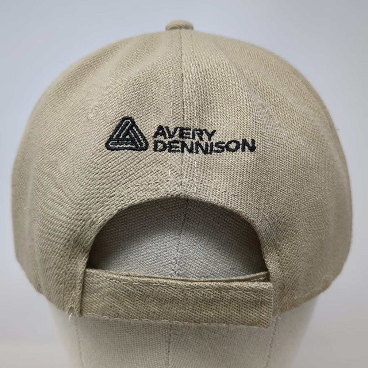 Avery Dennison Baseball Cap Beige One Size Summit Mexico 2025 Leaf Logo Hat