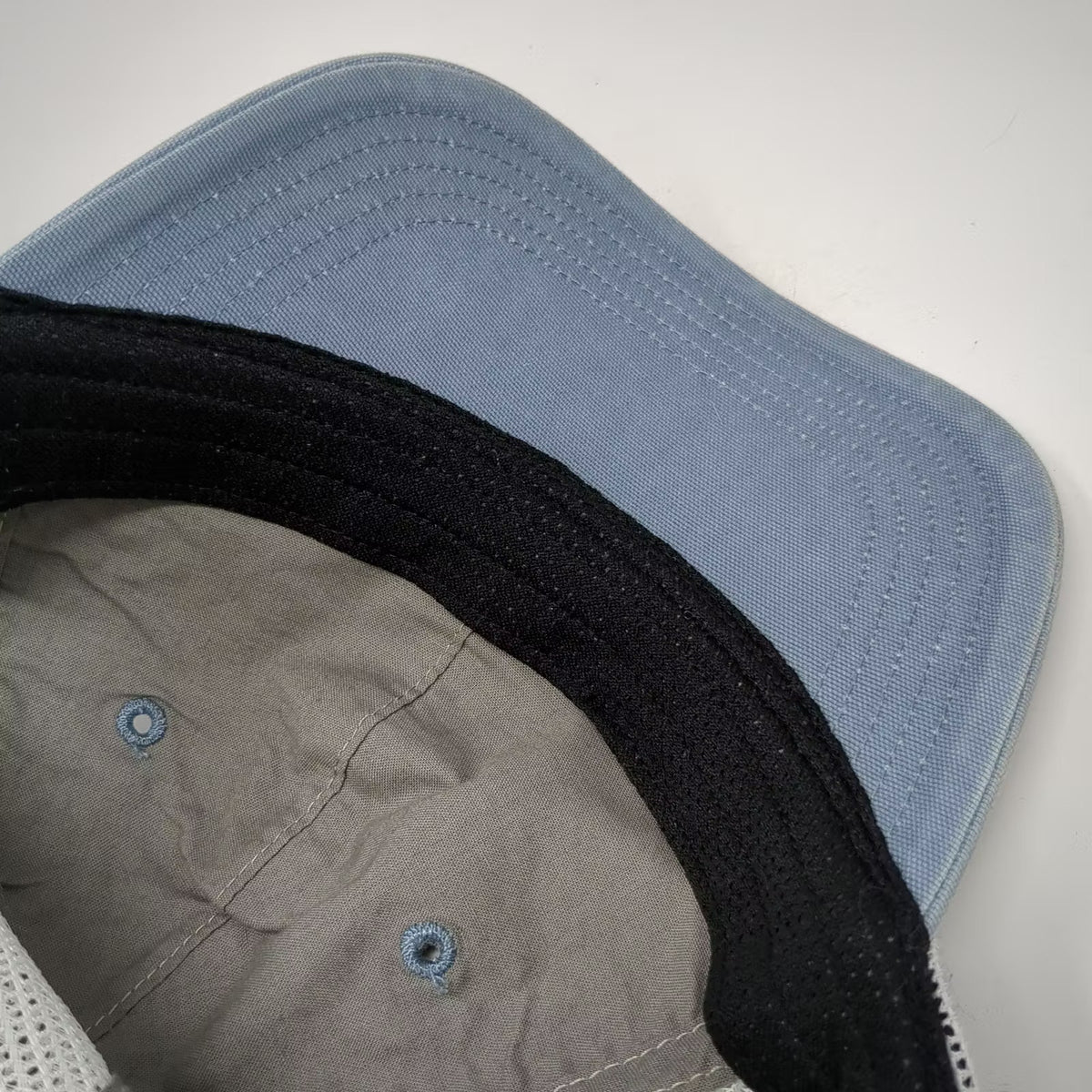 Carhartt Blue Trucker Hat One Size Snapback Mesh Back Embroidered Logo Patch