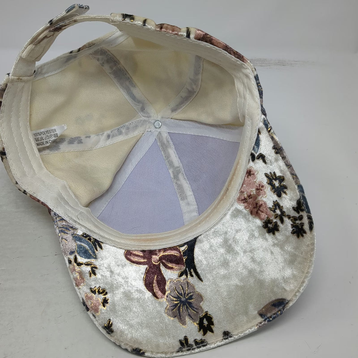 Baseball Cap White OSFM Crushed Velvet Floral Pattern Metallic Gold Roses Hat