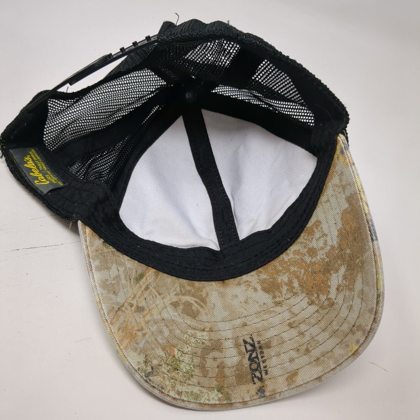 Cabela's Snapback Mesh Back Trucker Hat Camo One Size Hunting Outdoor